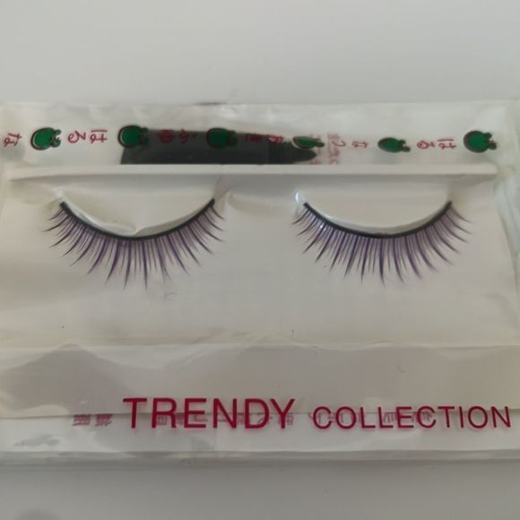 PURPLE eyelashes - new - Picture 2 of 2